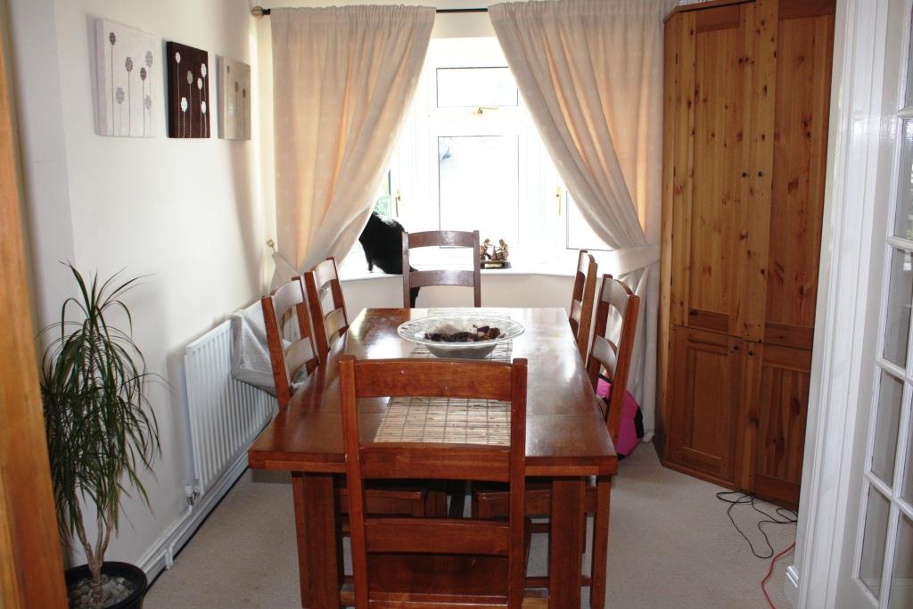 6 Dining Room.JPG